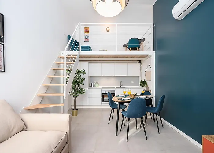 Classbnb - Bright Apartment Near The City Center